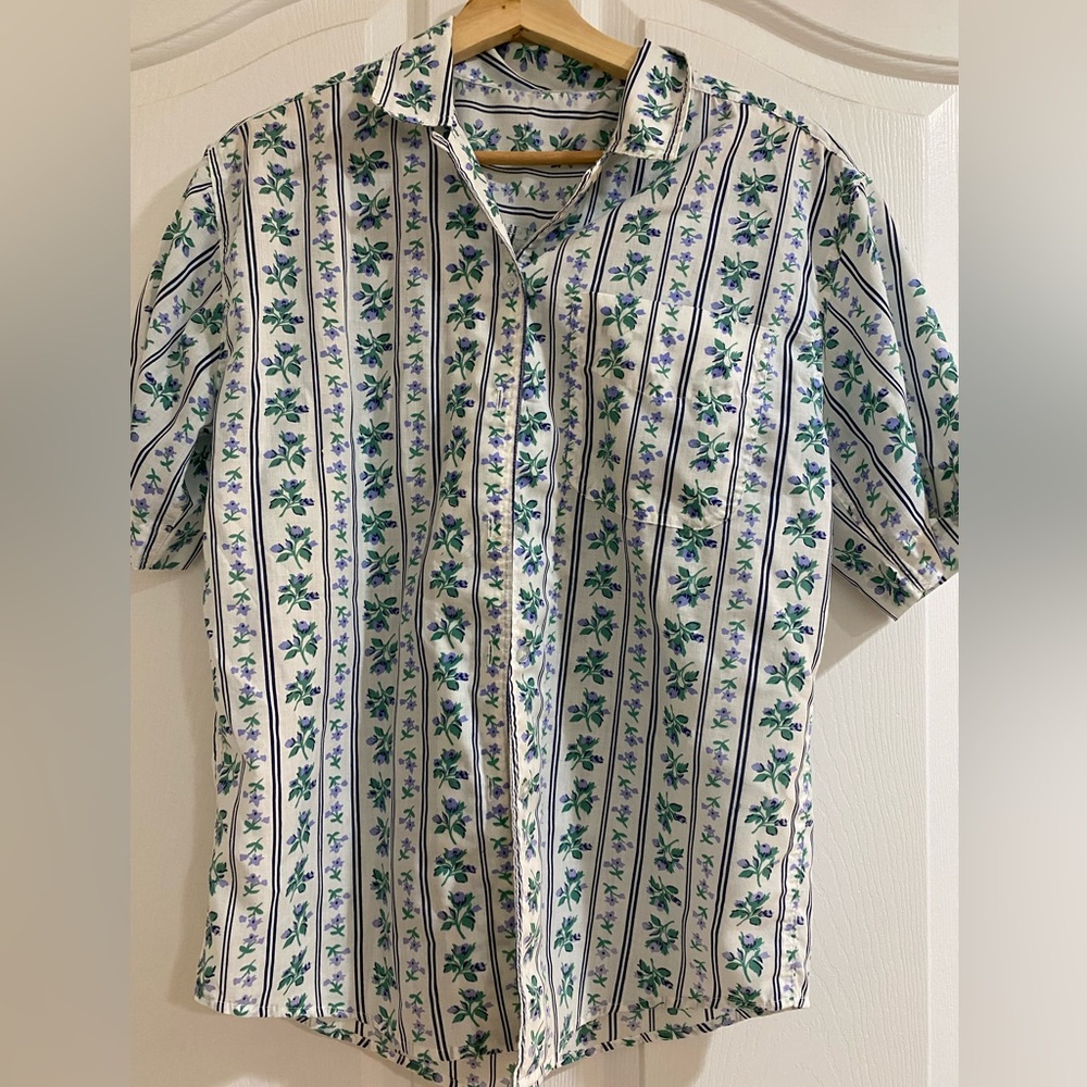 Floral button up
